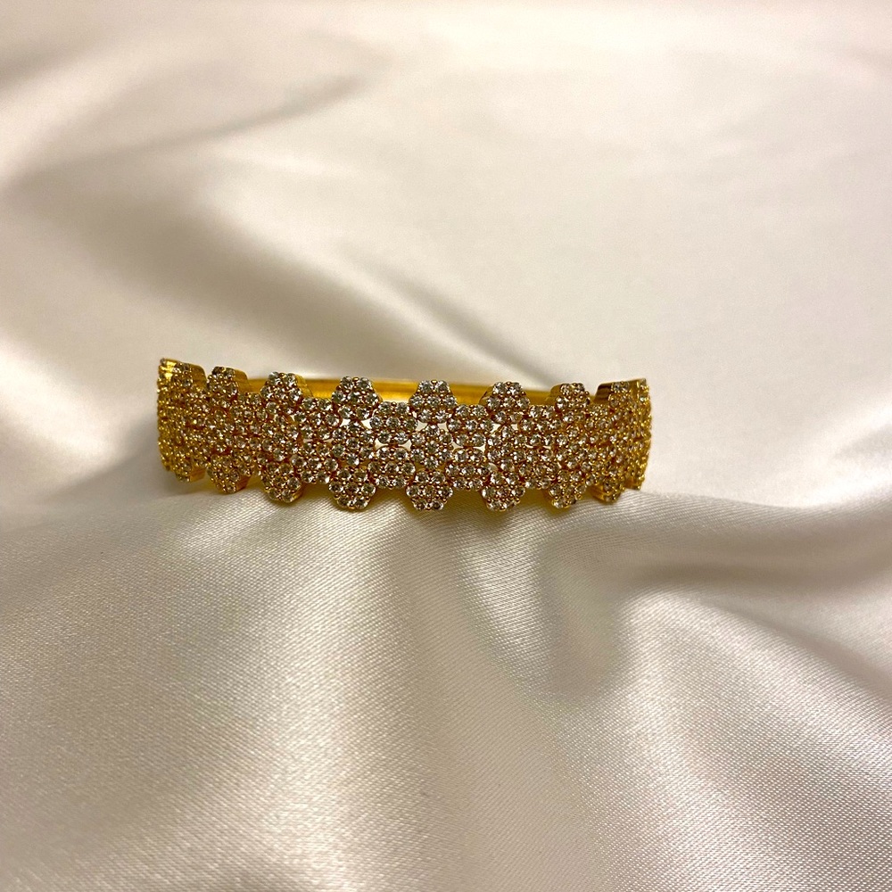 Women Luxury bracelet